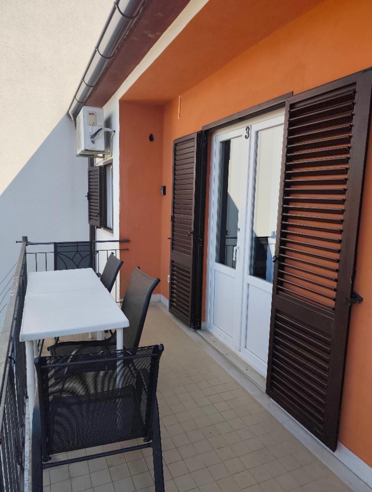 Casa Lidija Διαμέρισμα Ρόβινι Εξωτερικό φωτογραφία